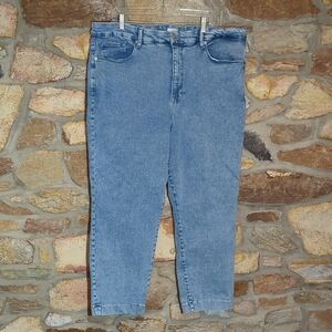 Good American Light Blue Straight Leg Jeans